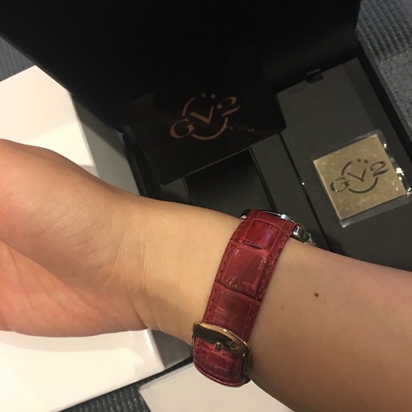 GV2 Chronograph Watch 37mm Marsala Two tone - Picture 6 of 6